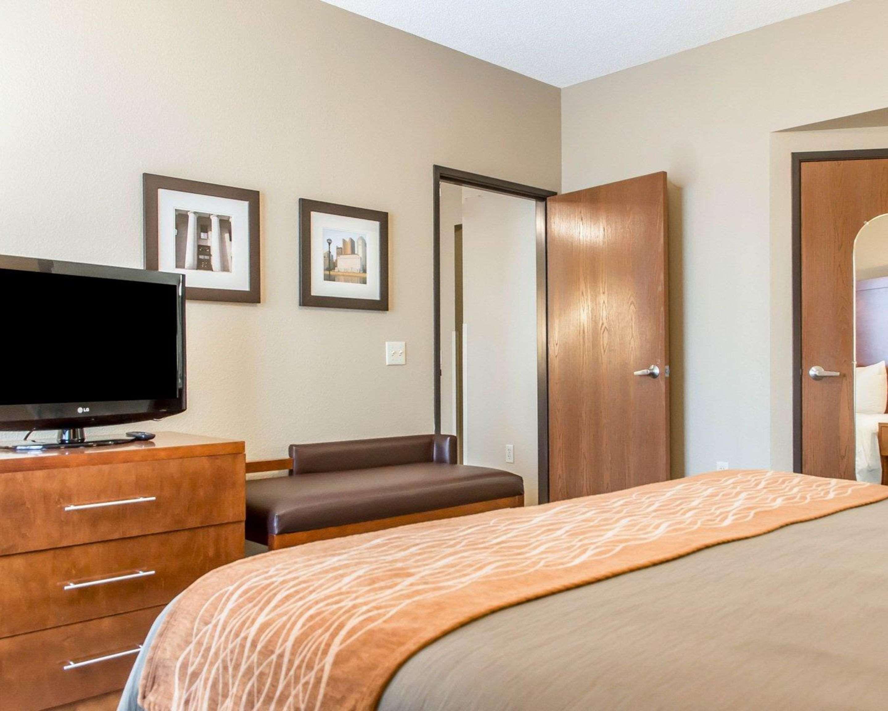 קולומבוס Comfort Inn North-Polaris מראה חיצוני תמונה